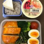 ファミリーマート限定サラダチキンのカラムーチョホットチリ味を食べてみて-149日目ボディメイク報告です-