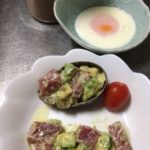 マグロがセールで半額！アボカドを使って簡単サラダを作ってみたら？-265日目ボディメイク報告です-