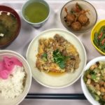 患者さんの食事介助(食介)をしていて、食べたくなったので、食堂ランチにしてみた今日で3日続き2018.8.25-419日目ボディメイク報告です-