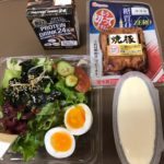 チョレギサラダにゆで卵カマンベールチーズこれもいい感じでちゃんと写真が撮れてよかった2018.10.15-470日目ボディメイク報告です-